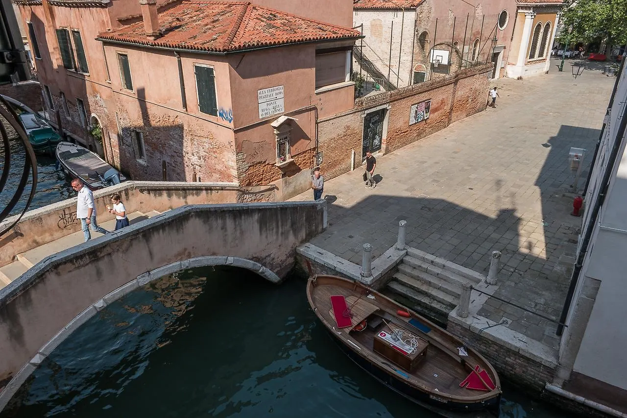 Ca' Dandolo, Affaccio Sul Canale Venecia 0*,