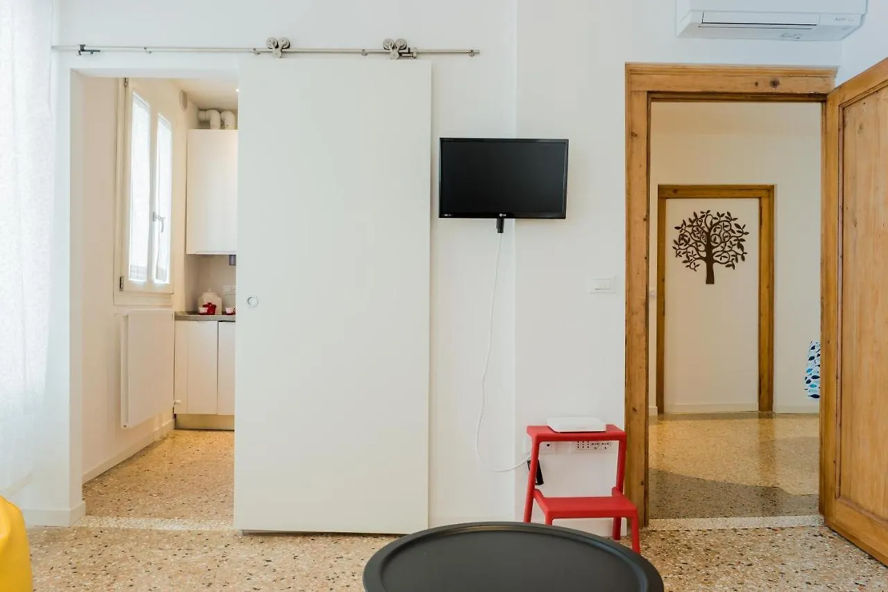 Ca' Dandolo, Affaccio Sul Canale Venedig Apartment